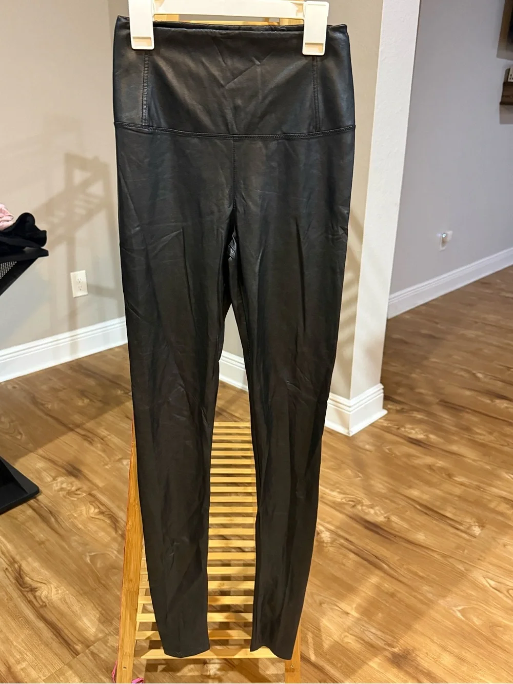 Wilfred Free Aritzia Daria Pants, Small